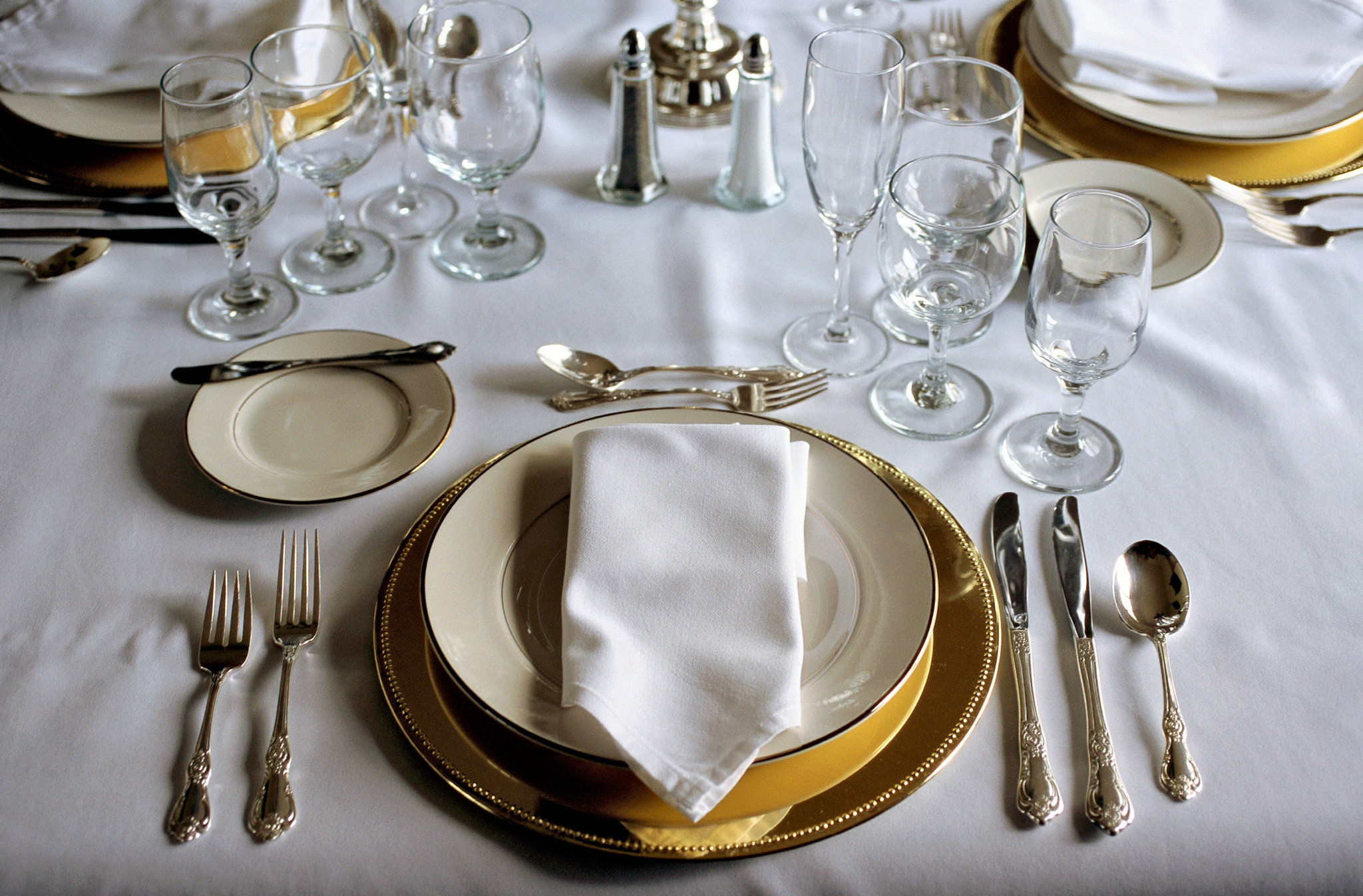 FINE DINING ETIQUETTE WORKSHOP